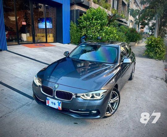BMW 330E PLUG IN