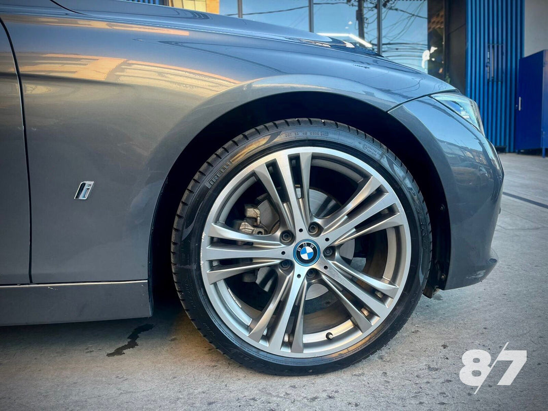 BMW 330E PLUG IN