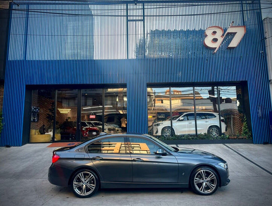 BMW 330E PLUG IN
