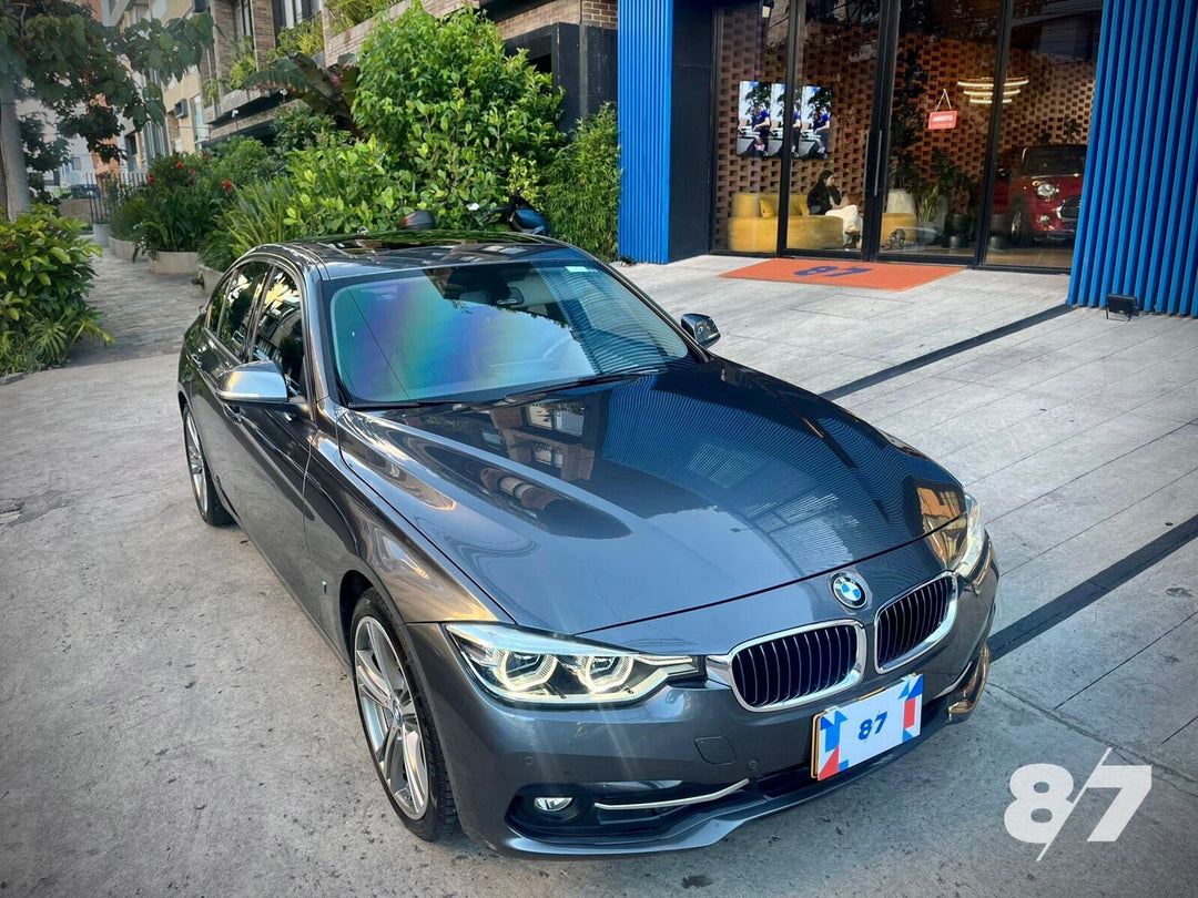 BMW 330E PLUG IN