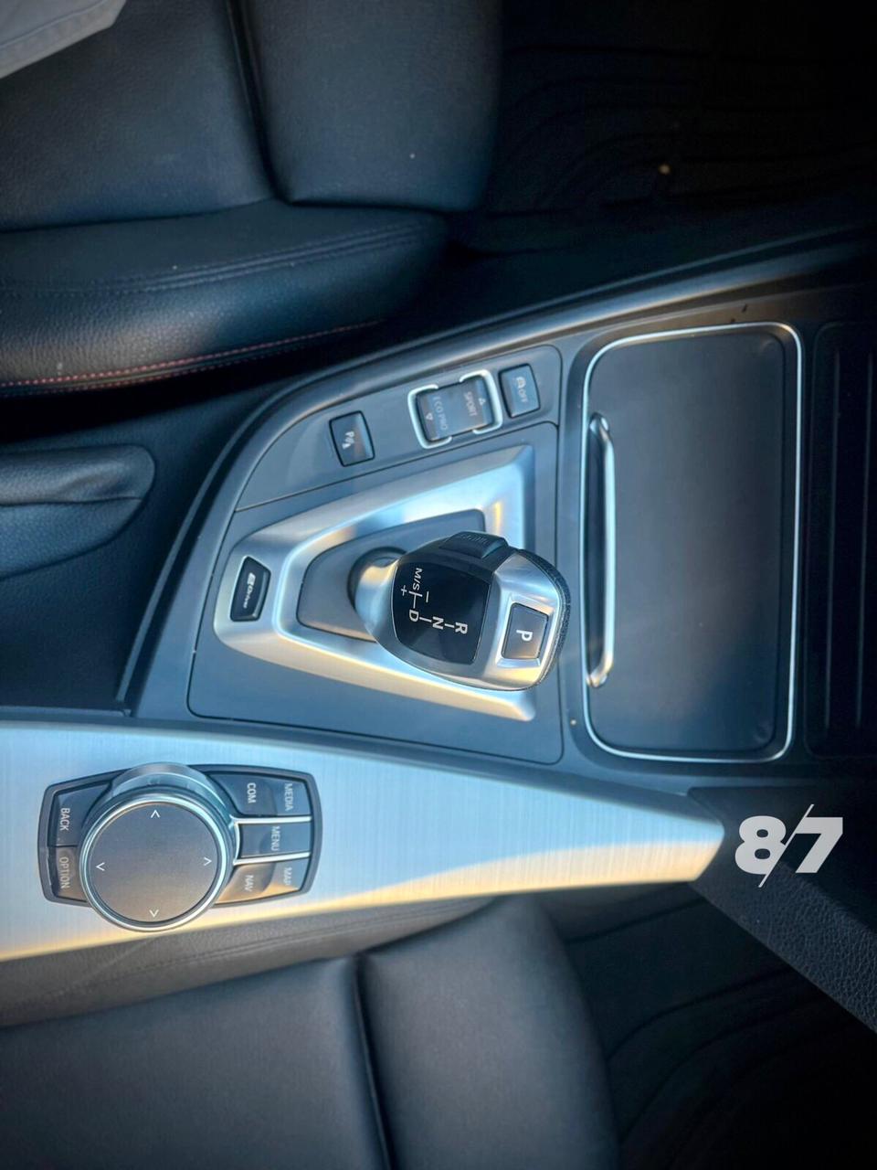 BMW 330E PLUG IN