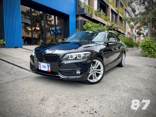 BMW 220I COUPE