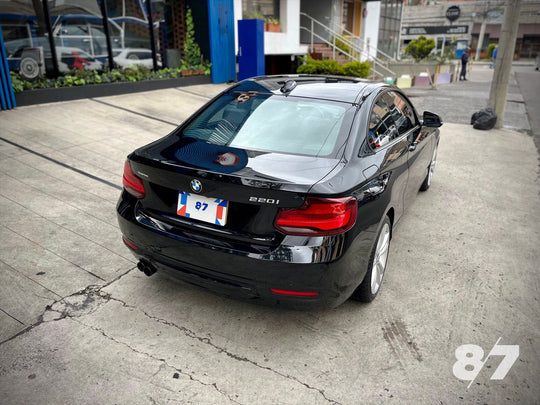 BMW 220I COUPE