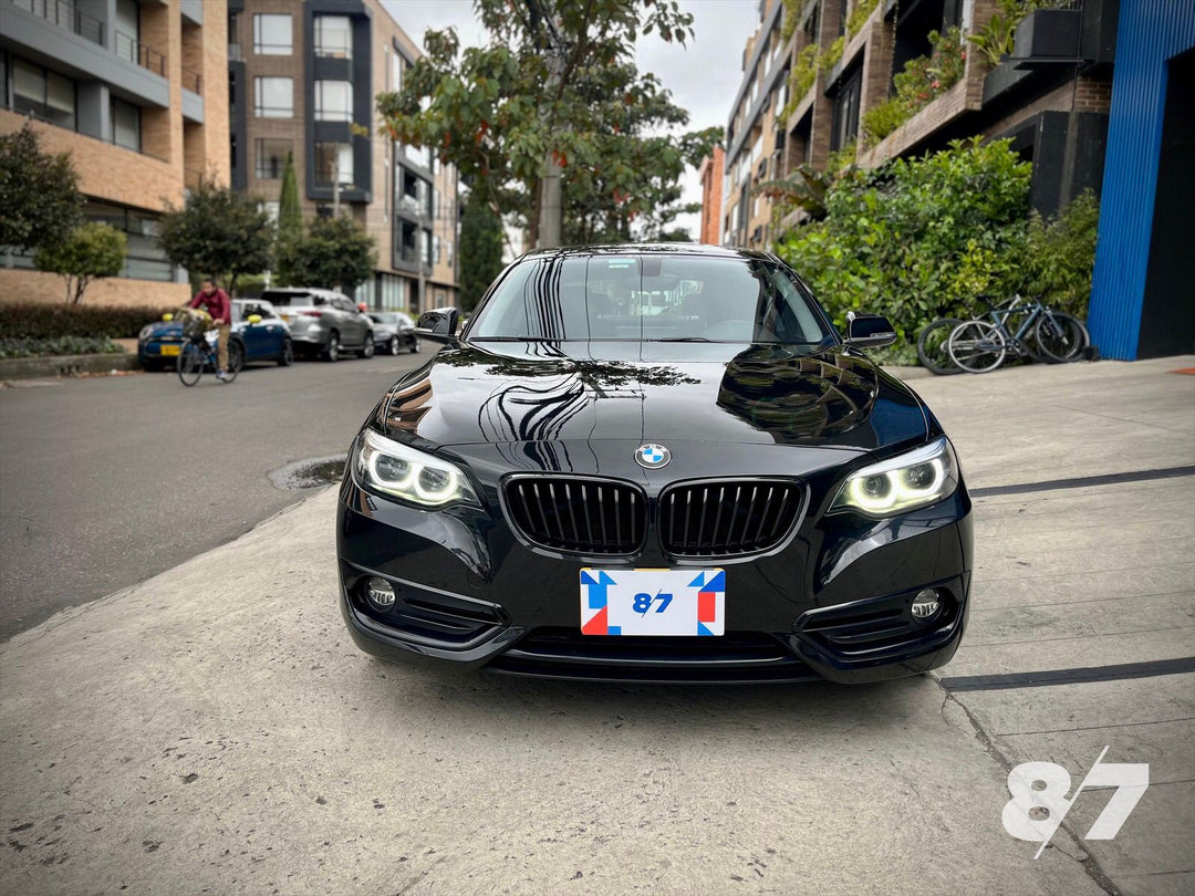 BMW 220I COUPE