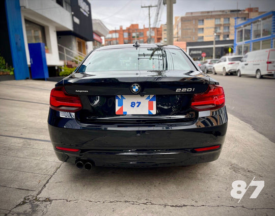 BMW 220I COUPE