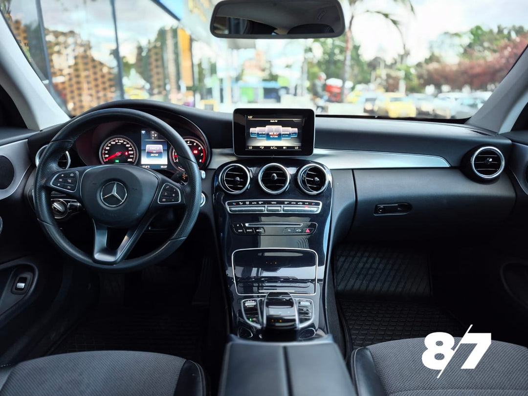 MERCEDES BENZ C 200 COUPE