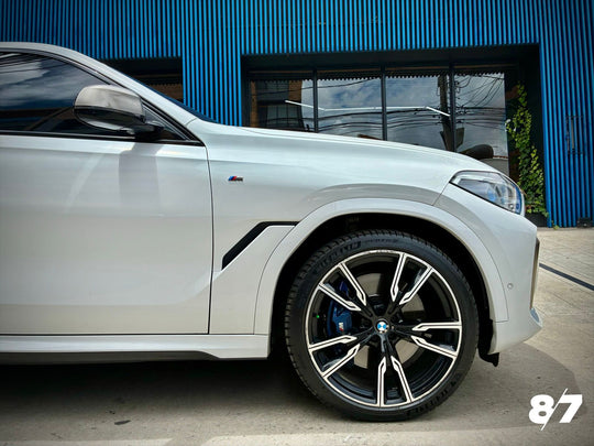 BMW X6 M50I