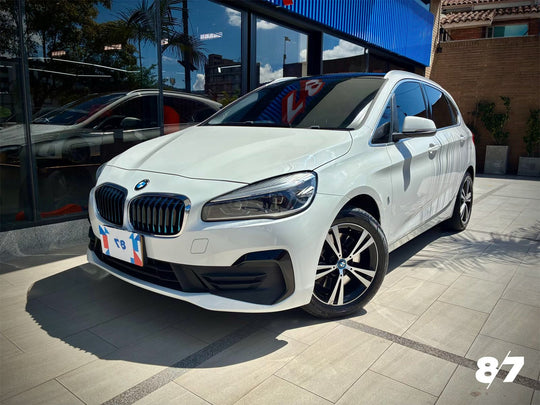 Serie 2 XE HYBRYD PLUG IN