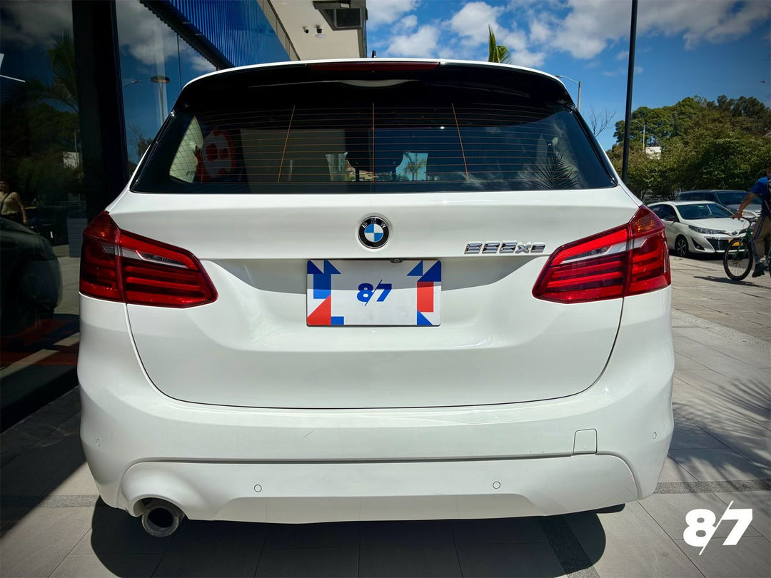 Serie 2 XE HYBRYD PLUG IN