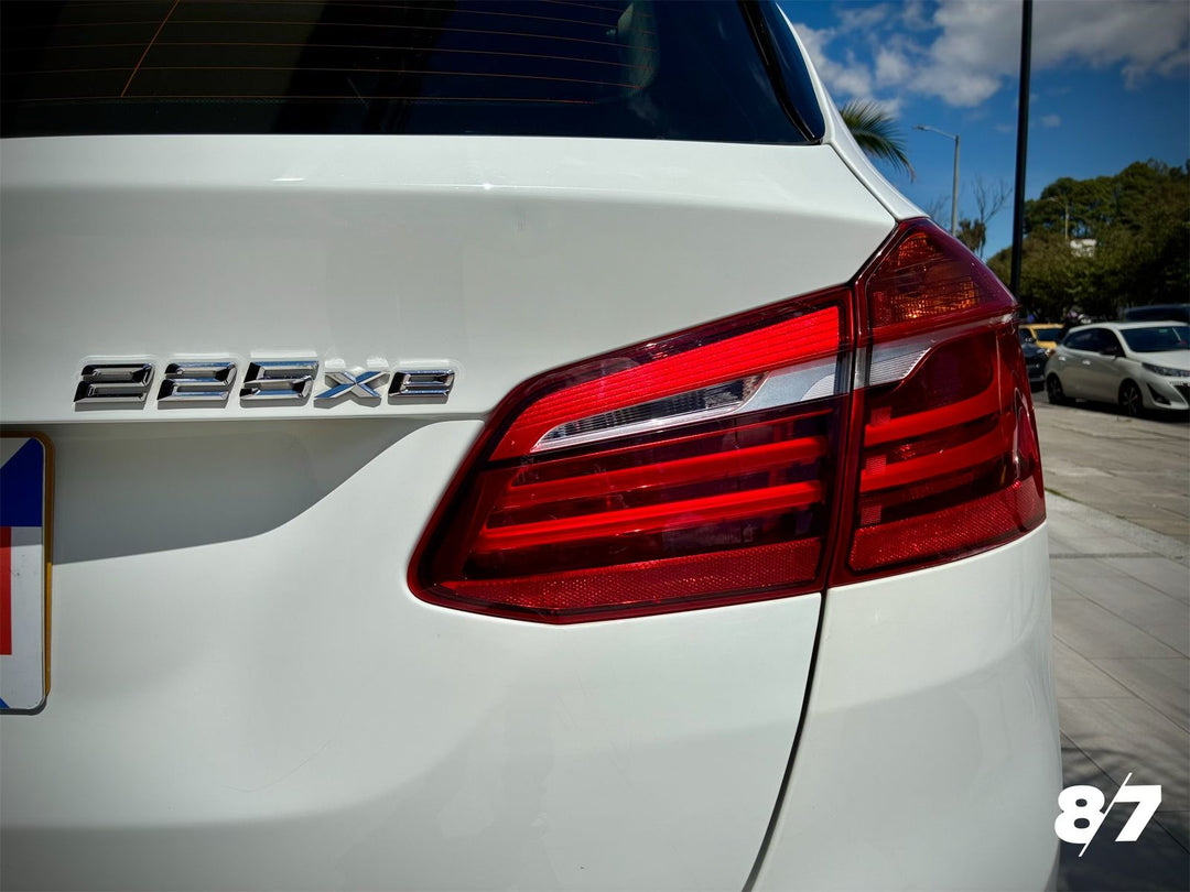 Serie 2 XE HYBRYD PLUG IN