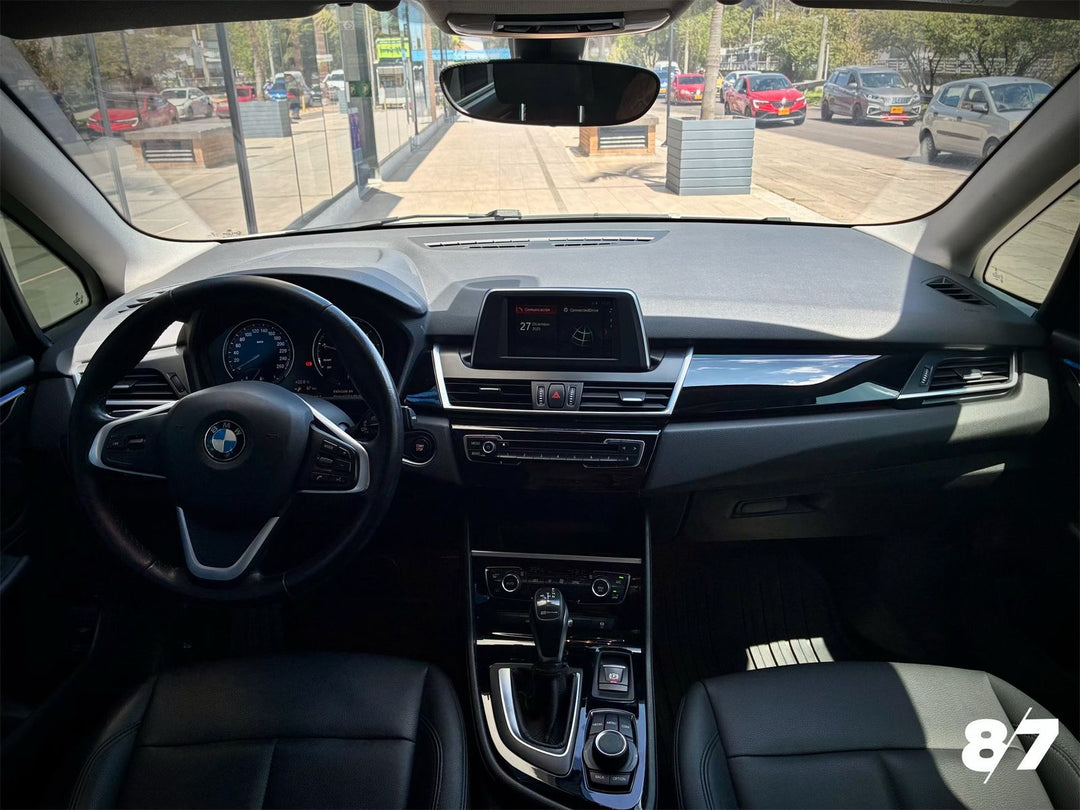 Serie 2 XE HYBRYD PLUG IN