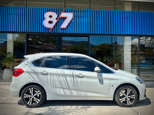 Serie 2 XE HYBRYD PLUG IN