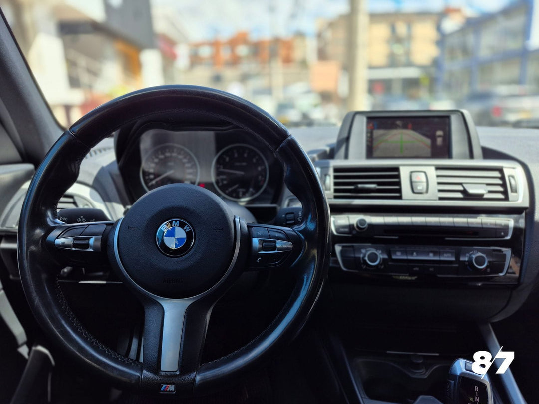 BMW 120i PAQUETE M