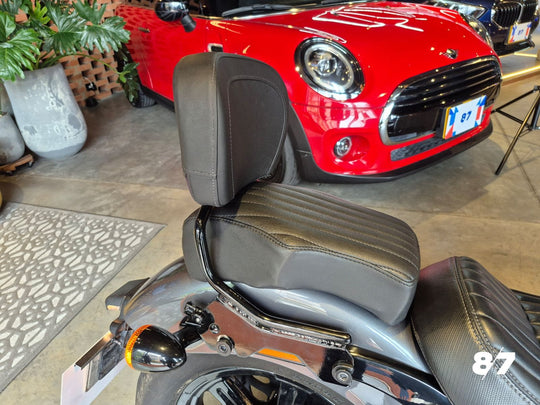 HARLEY DAVIDSON  FXBBS STREET BOB