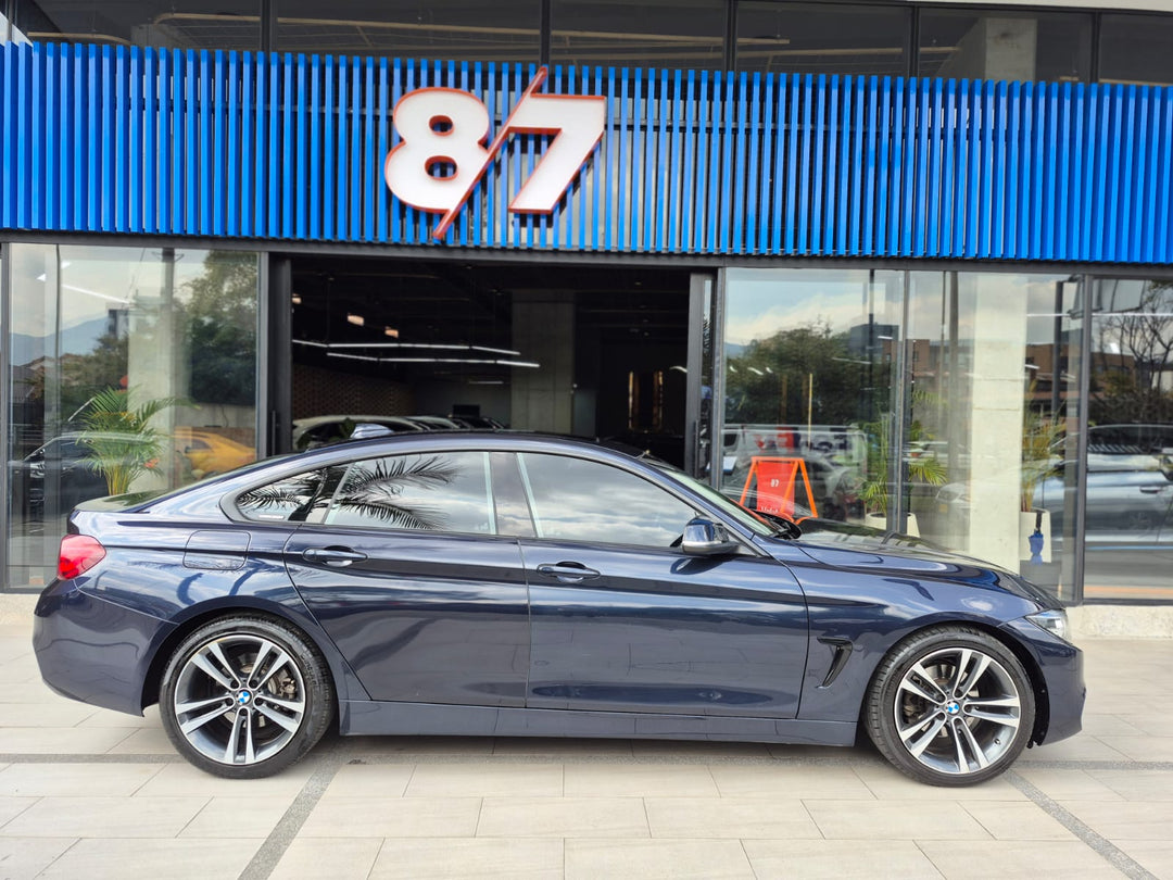 BMW SERIE 4 420i sportline