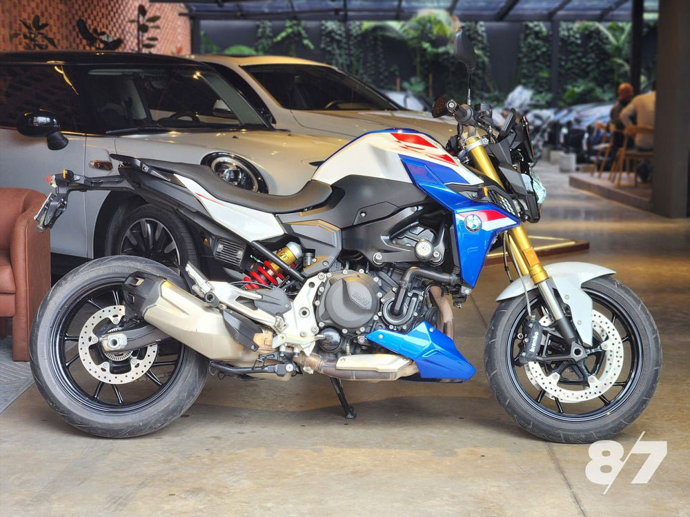 BMW F 900 R