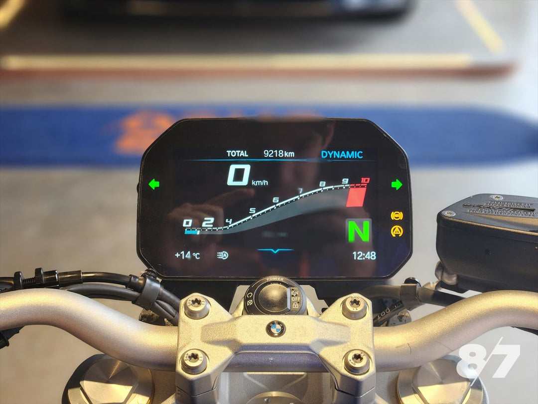 BMW F 900 R