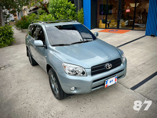 TOYOTA RAV 4