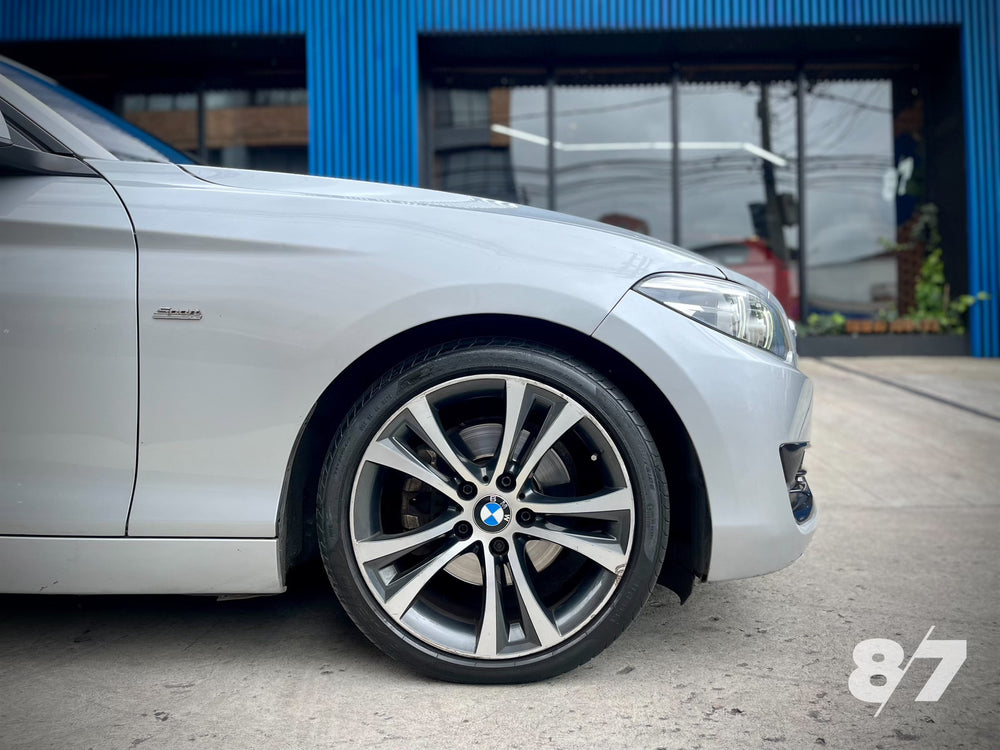 BMW 220I COUPE