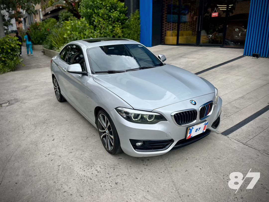 BMW 220I COUPE