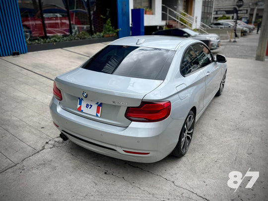 BMW 220I COUPE