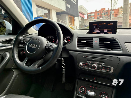 AUDI Q3 QUATTRO