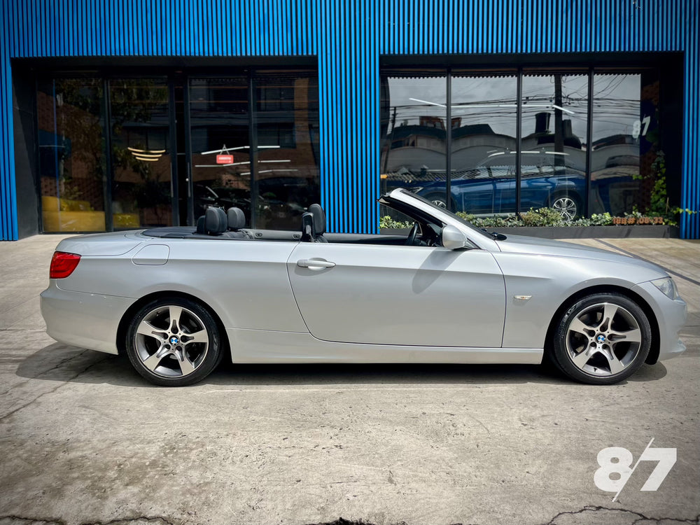 BMW 325i CABRIOLET