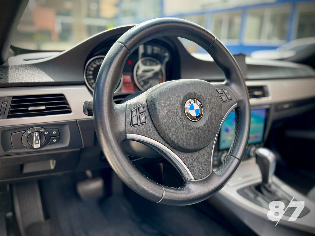 BMW 325i CABRIOLET