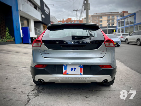 VOLVO V40 T5-AWD CROSS COUNTRY