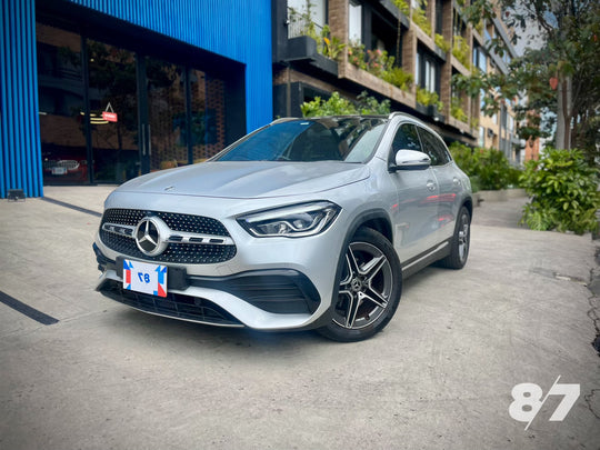 Mercedes-Benz GLA 200 AMG Line