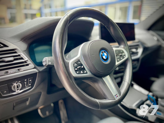 BMW IX3 M SPORT