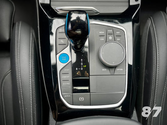 BMW IX3 M SPORT