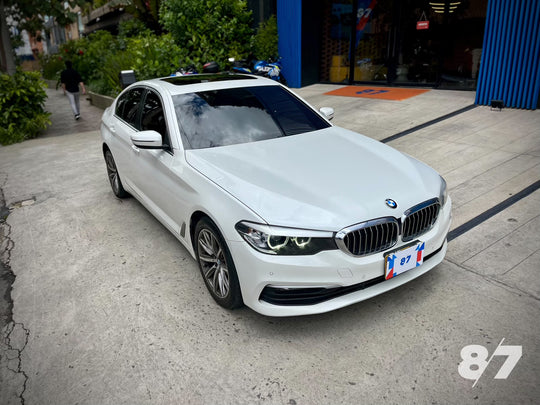 BMW 520I