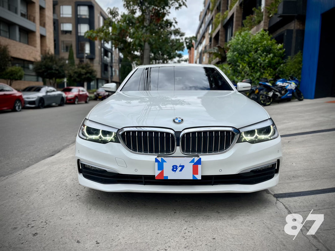 BMW 520I