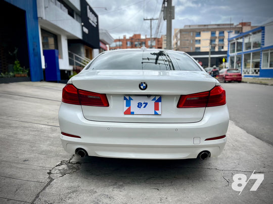 BMW 520I