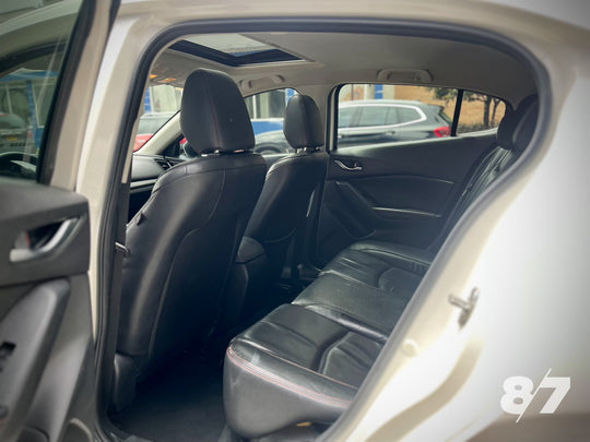 MAZDA 3 HATCH BACK