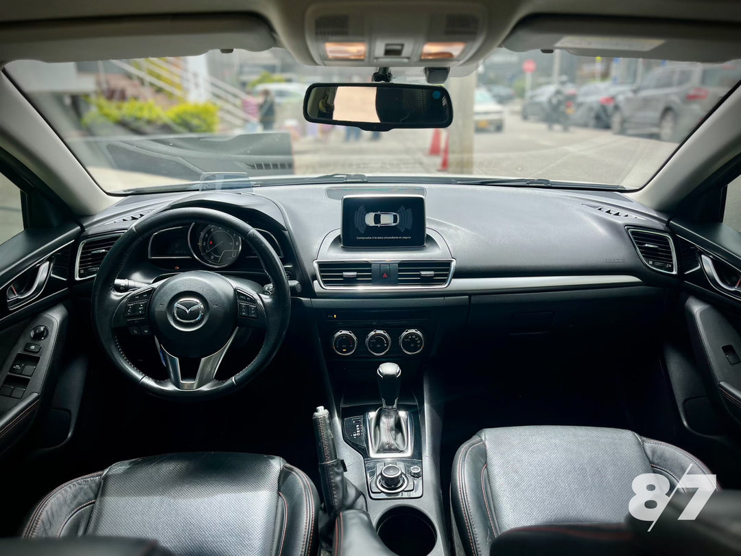 MAZDA 3 HATCH BACK
