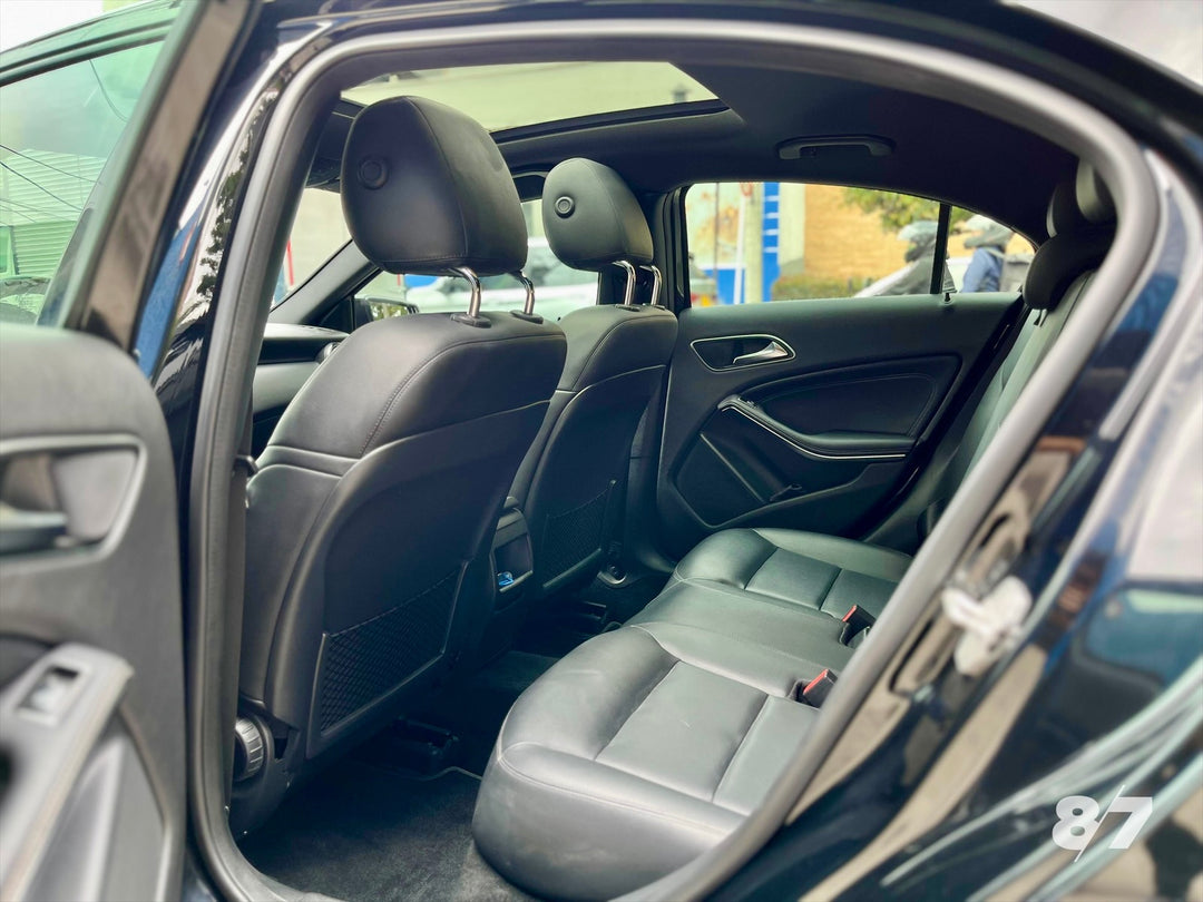 MERCEDES BENZ A200