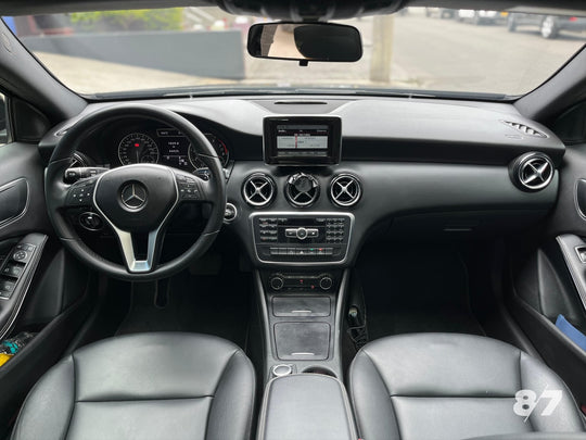 MERCEDES BENZ A200
