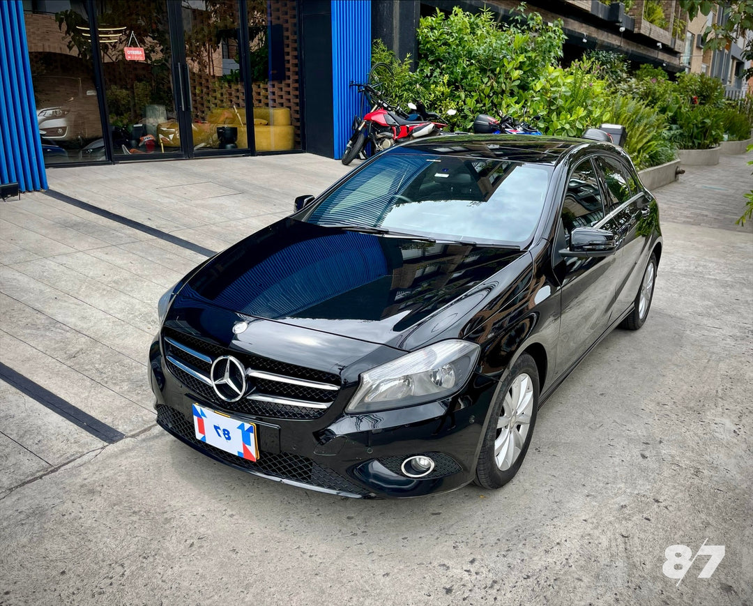 MERCEDES BENZ A200