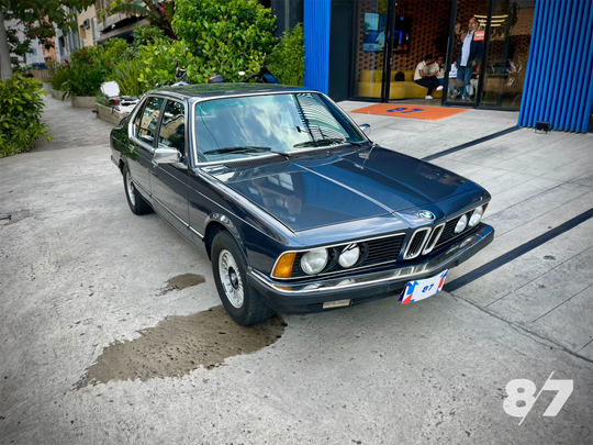BMW 728i