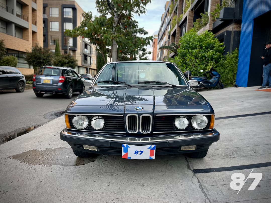 BMW 728i