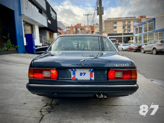BMW 728i