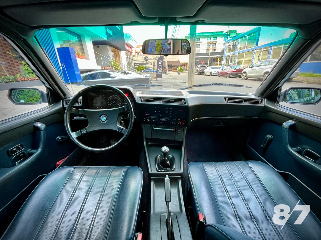 BMW 728i