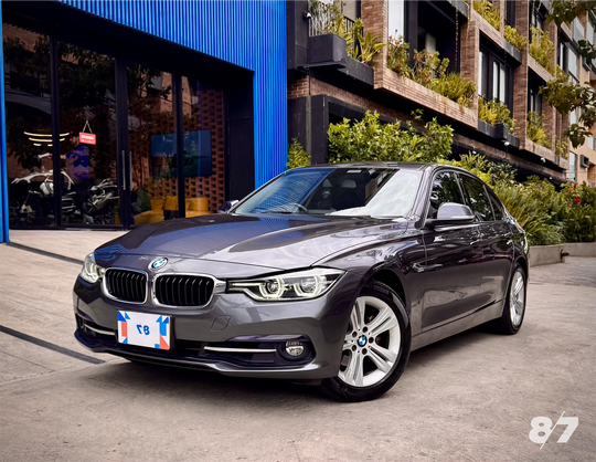 BMW SERIE 3 320I