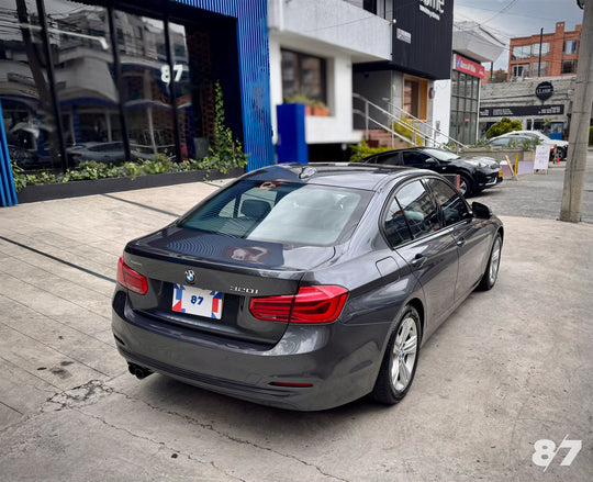 BMW SERIE 3 320I