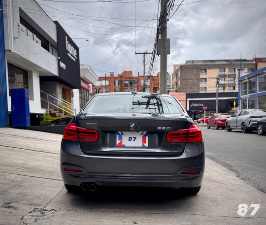 BMW SERIE 3 320I