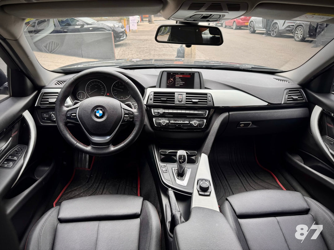BMW SERIE 3 320I