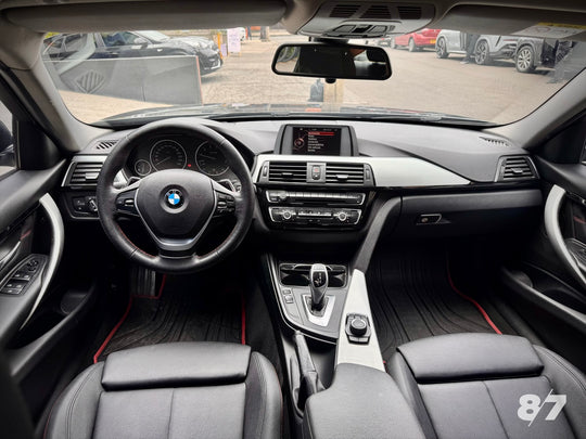 BMW SERIE 3 320I