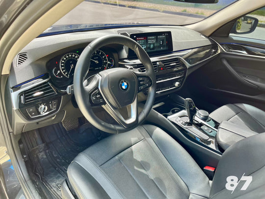 BMW 520i
